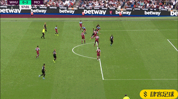 [中超]卡扎伊什维利一挑二 左脚兜射半场戴帽