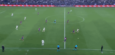 比朔夫：更喜欢踢左后卫还是中场？都喜欢