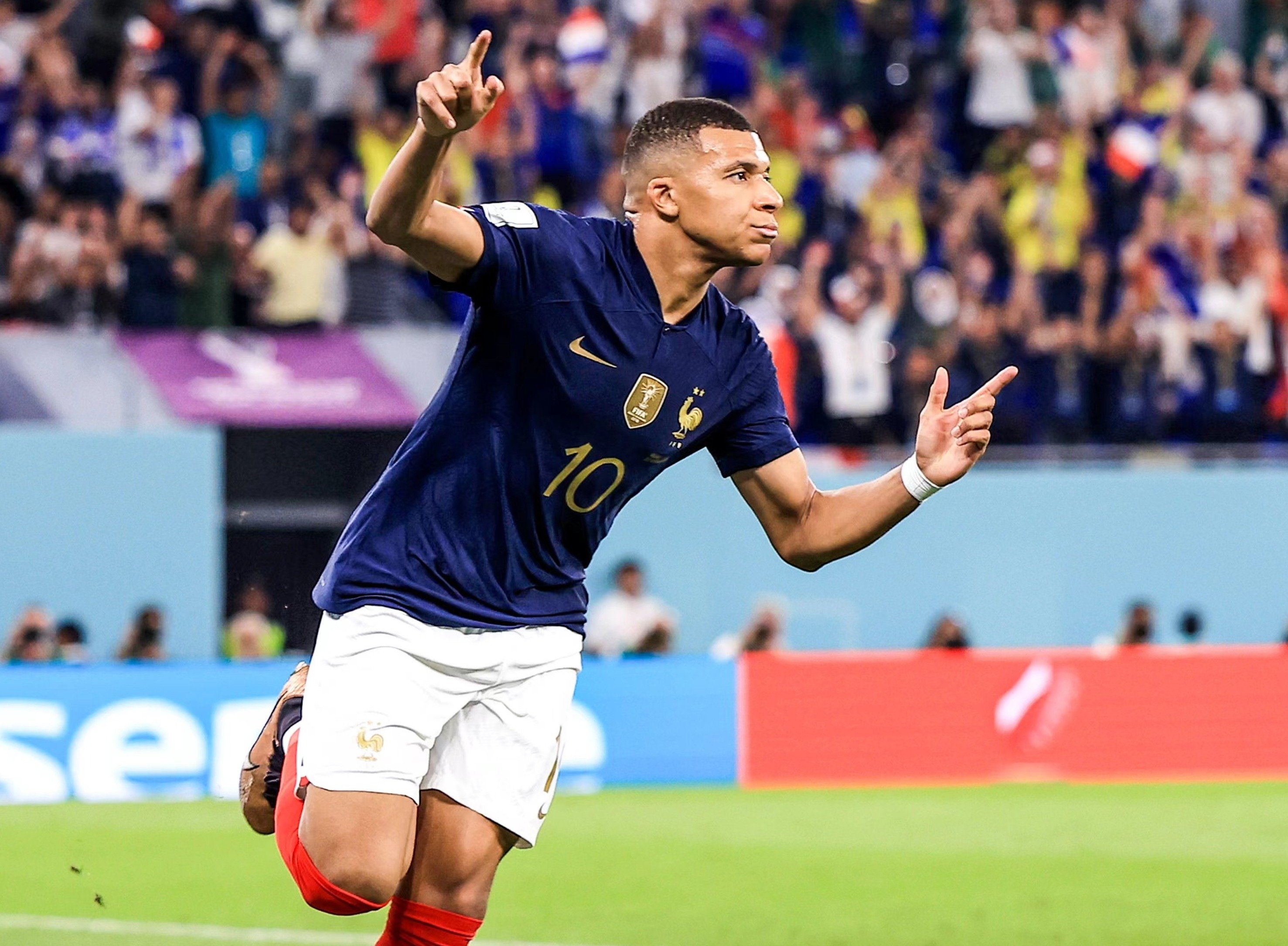 非人类身体素质！状元弗拉格90度崴脚无碍，率残阵独行侠胜篮网