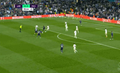 [NBA]詹姆斯助攻 东契奇三分应声入网