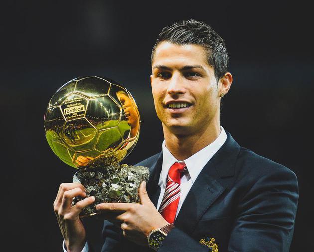 奥古斯托：西蒙尼在欧冠决赛前给我魔笛的比赛录