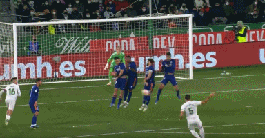 CS2新武器平衡性调整分析